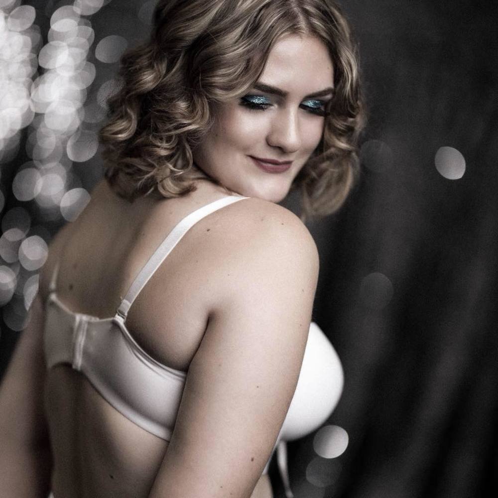 Meet your Posher, Amanda